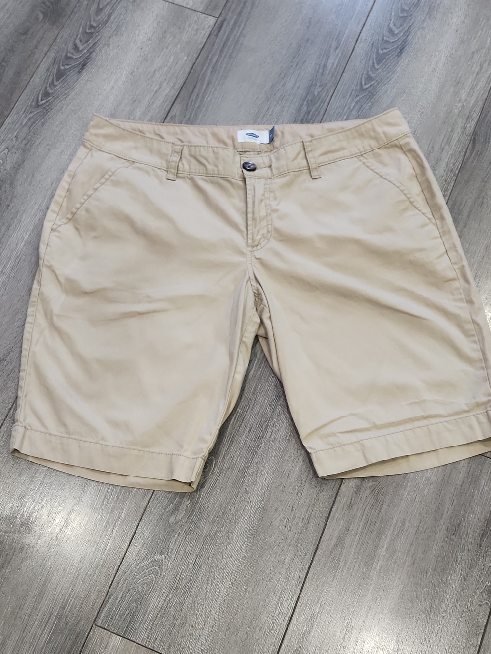 Beige Women's Chino Bermuda Shorts - Classic Casual